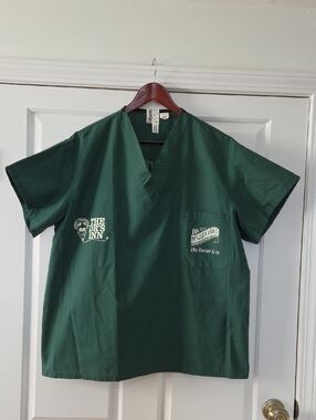 The Dr's Inn Rochester, NY Bar & Grille Scrubs Top